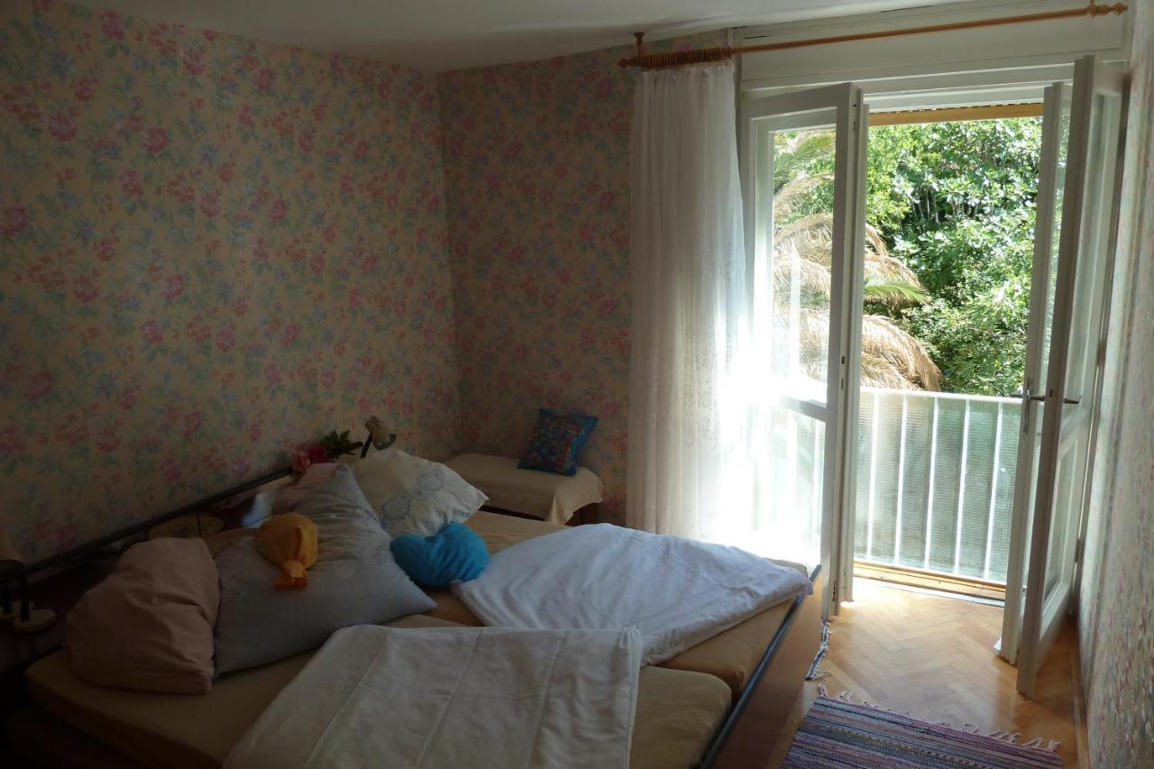 Apartments By The Sea Omis - 15485 Esterno foto